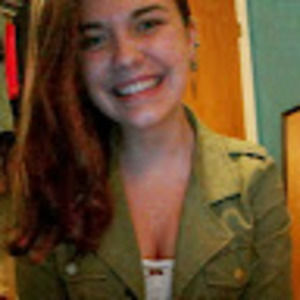 Meet your Posher, Caitlin